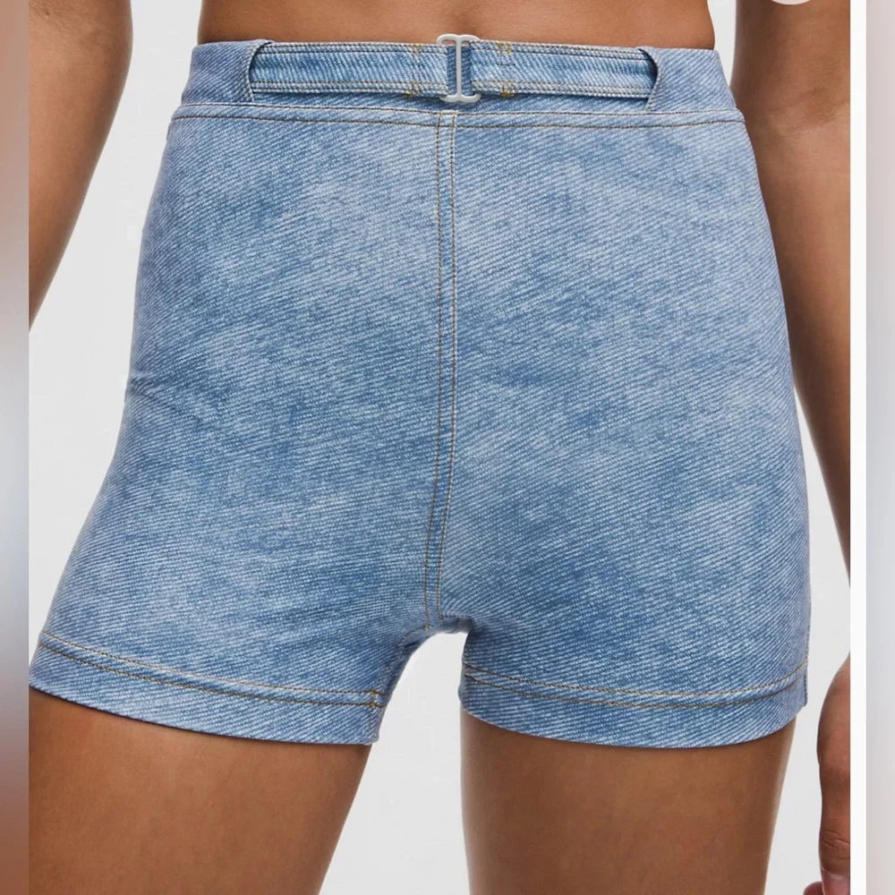 LULULEMON Everlux Denim-Print Short 3"Denim Women Size 0 NEW - Picture 2 of 10